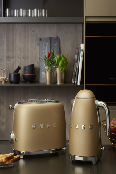 SMEG 50'S STYLE KETTLES KLF03CHMEU CHAMPAGNE