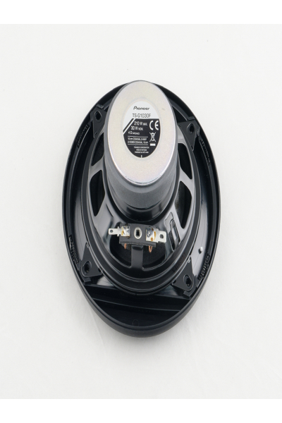 Pioneer TS-G1030F - 3-way - 210 W - 30 W - 4 ? - 87 dB - 35 - 27000 Hz