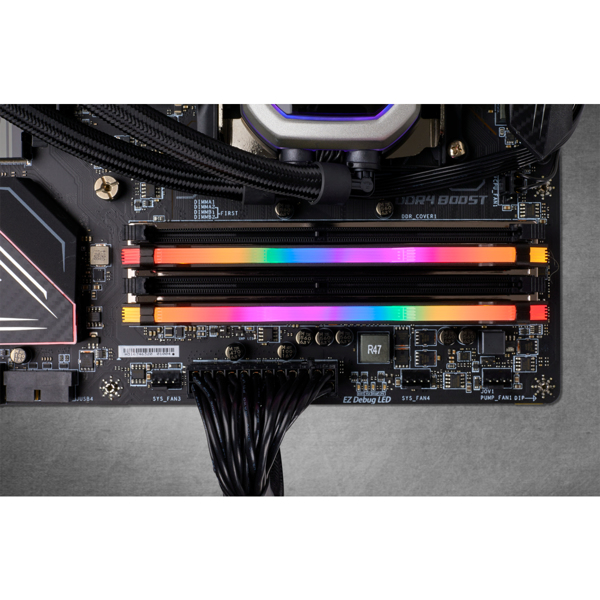 Corsair Vengeance RGB PRO - DDR4 - CMW16GX4M2D3600C18