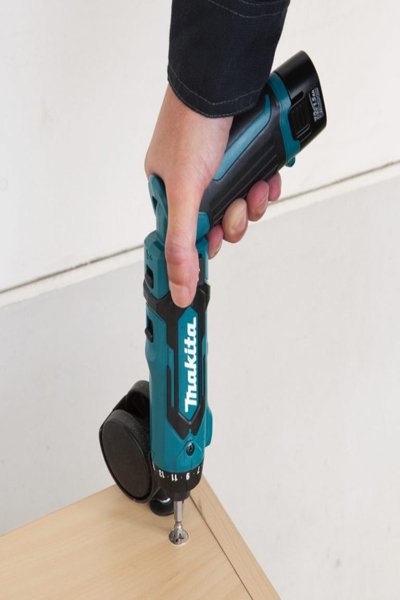 Perceuse-visseuse Makita DF012DZ
