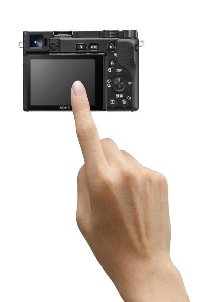 Sony a6100 ILCE-6100L Camera 24.2MP - ILCE6100LB.CEC