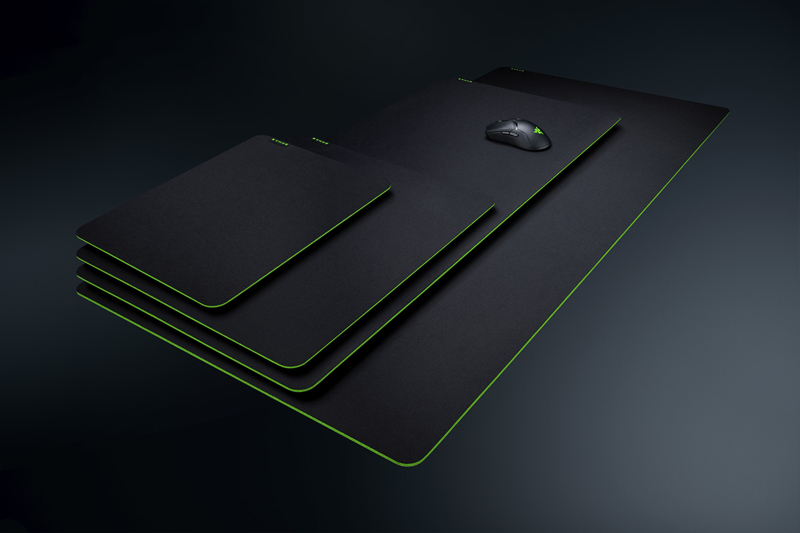 Razer Gigantus V2 3XL Desktop Mousepad - RZ02-03330500-R3M1