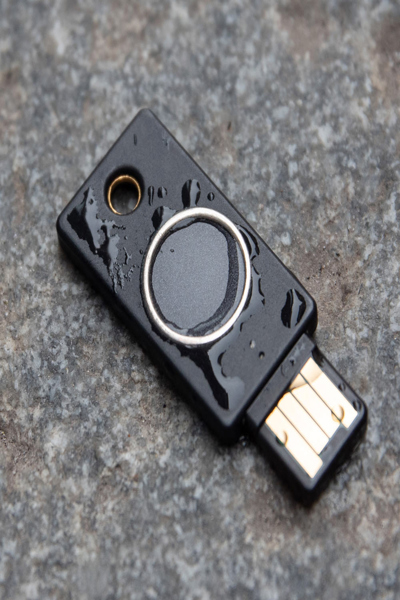 YUBICO YubiKey Bio - FIDO Edition - 5060408464168