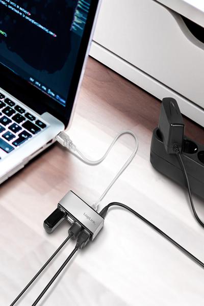 LogiLink UA0404 4-ports USB 2.0 Hub med strömadapter - UA0404