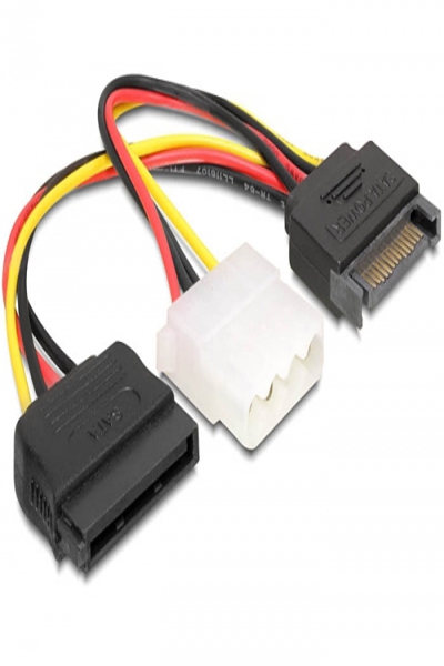 Delock Power adapter - SATA power (M) to 4 PIN internal power, SATA power (F) - 65235
