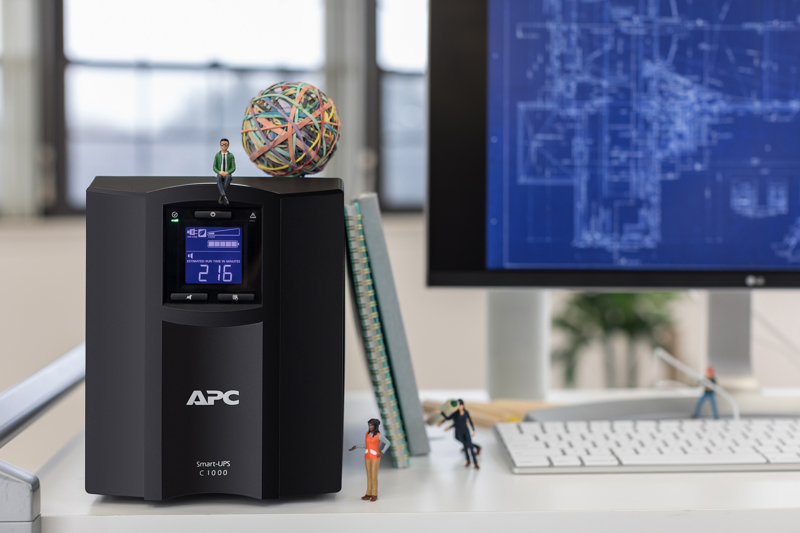 APC Smart-UPS SMC1000IC - UPS - 220/230/240 V - 600 Watt 1000 VA - SMC1000IC