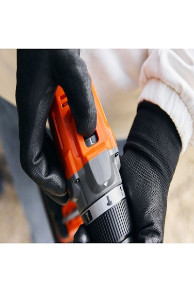 Black & Decker BCD383XN-XJ, pistolgrepsdrill, oransje, 1,3 cm, batteri, 2 Ah, 18 V - BCD383XN-XJ