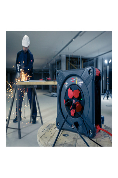 Brennenstuhl 9201330210, Svart, Röd, Plast, 5 AC-uttag, Typ E / F, Rak, 33 m - 9201330210