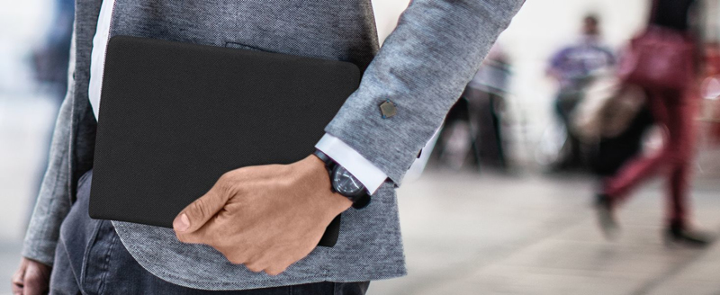 Logitech Slim Folio - Tangentbord och folio case - 920-009018