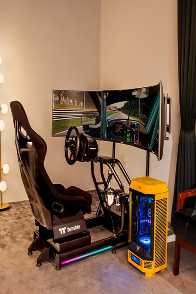 Cockpit simulateur de course Thermaltake GR500