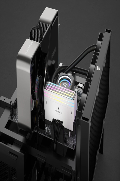 Corsair Dominator Titanium RGB - CMP64GX5M4B6400C32W