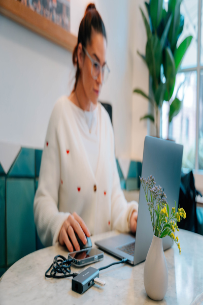 Verbatim USB-C Essentials multiport hub 6-ports - 32157