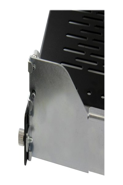 StarTech.com 2U Vented Sliding Server Rack Shelf with Cable Management Arm - UNISLDSHF19M