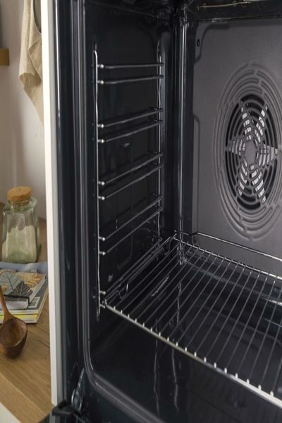 Gorenje BSA6747A04XWI, Large, Electric, 77 L, 77 L, 2300 W, 300 °C - 739567