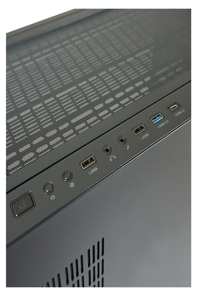 LC-808B-ON : Boitier Skylla_X ATX avec 4 ventilateurs