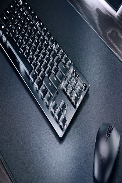 Razer DeathStalker V2 Pro-tangentbord - RZ03-04370100-R3M1