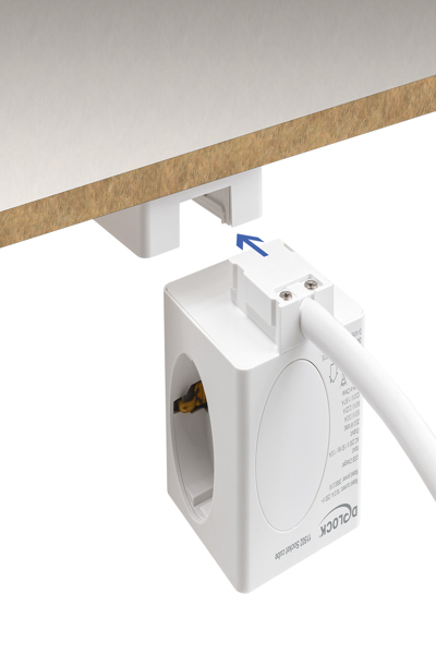 Delock Grenuttag - med barnsäkert lås, PD 3.0-laddare 20W - 11502