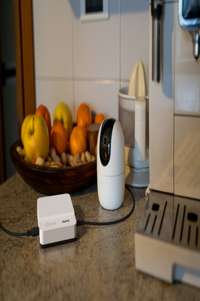 APC Back-UPS Connect 12V UPS - CP12036LI