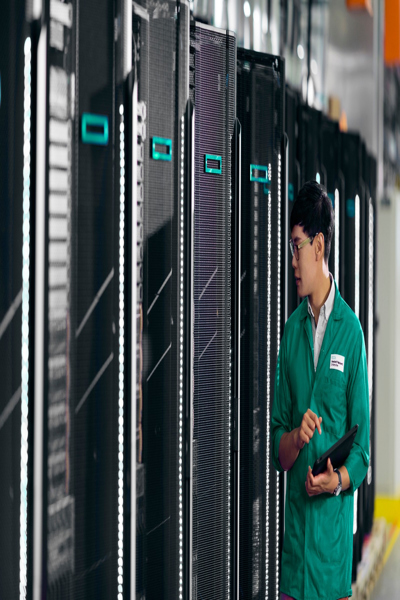 Kit de montage en rack à 4 montants HPE 8325H.