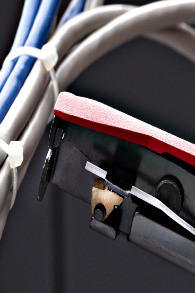 StarTech.com Nylon Cable Tie Gun Zip Tool TAA