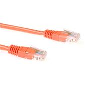 ACT Orange 5 meter U/UTP CAT5E patch cable with RJ45 connectors - 5 m - Orange