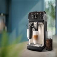 Philips EP5547/90 Series 5500 LatteGo Kaffeevollautomat - Super automatic espresso machine - 15 Bar
