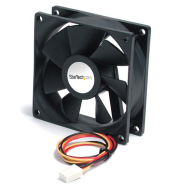 Ajoutez un refroidissement supplémentaire du châssis avec un ventilateur de 90 mm