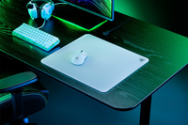 Tapis de souris de jeu en verre blanc Razer Atlas