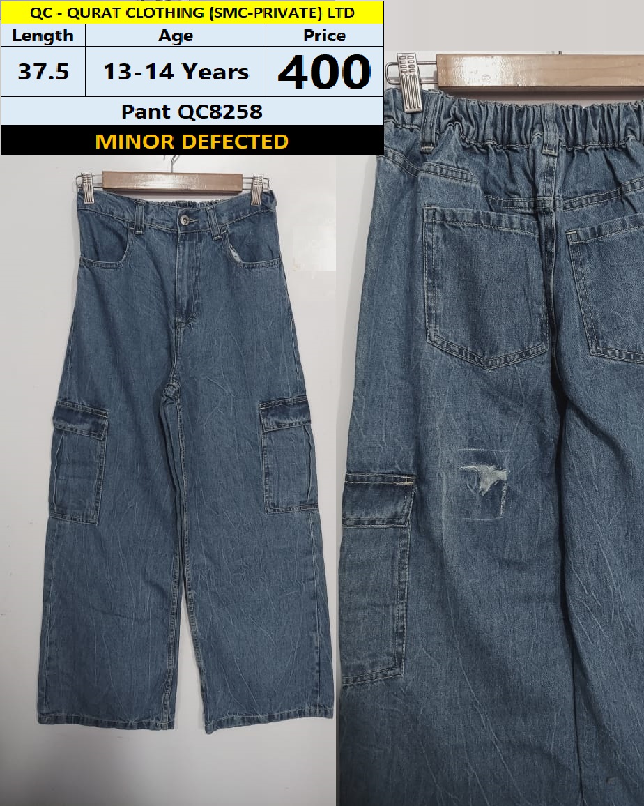 Pant QC8258 Branded but Minor Defected (no exchange no refund)