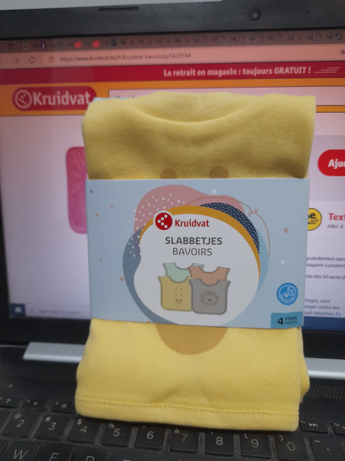 Pack of Four Baby Bibs Export Netherlands and Belgium QC9400