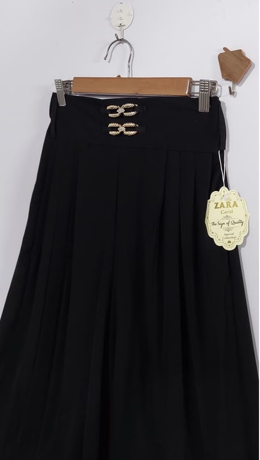 Black Georgette Pleated Wide-Leg Plazo with Gold Double Buckle Waist – QC6042 - QC6042